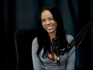 SEU FOCO &Eacute_ A CRIA&Ccedil_&Atilde_O DE CONTE&Uacute_DO, GRAVARIA COM AN&Atilde_O, E N&Atilde_O ACEITOU R$ 80 MIL - ALICE VASCONCELOS